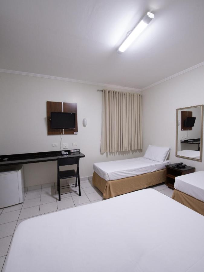 Araucaria Hotel Business - Maringá Esterno foto